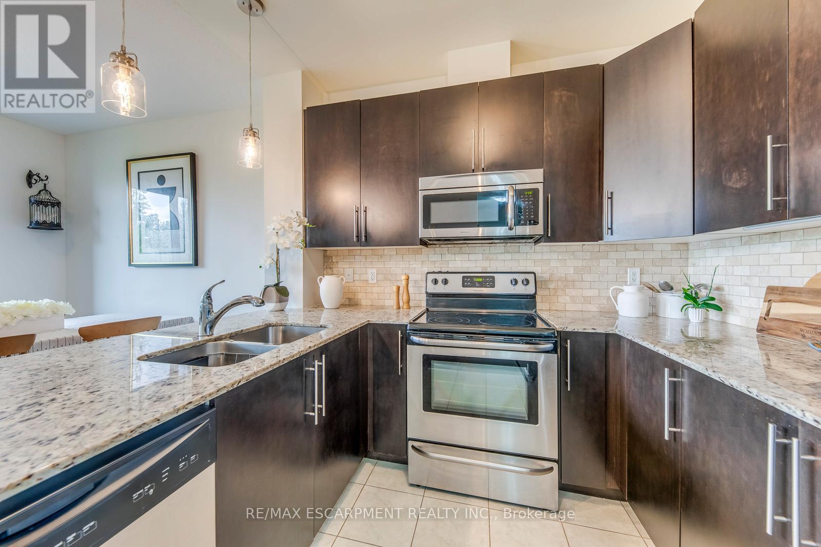 217 - 33 Whitmer Street, Milton, Ontario  L9T 8P9 - Photo 9 - W13133406