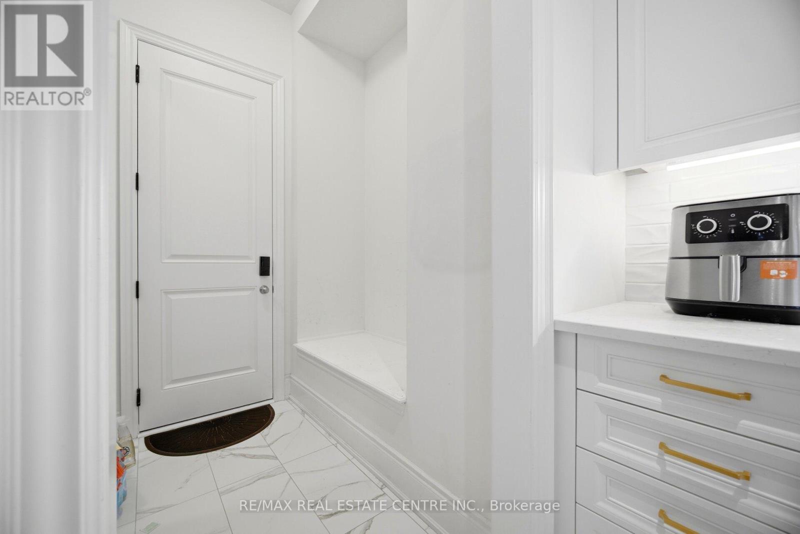2380 Edward Leaver Trail, Oakville, Ontario  L6M 5M7 - Photo 25 - W13133496