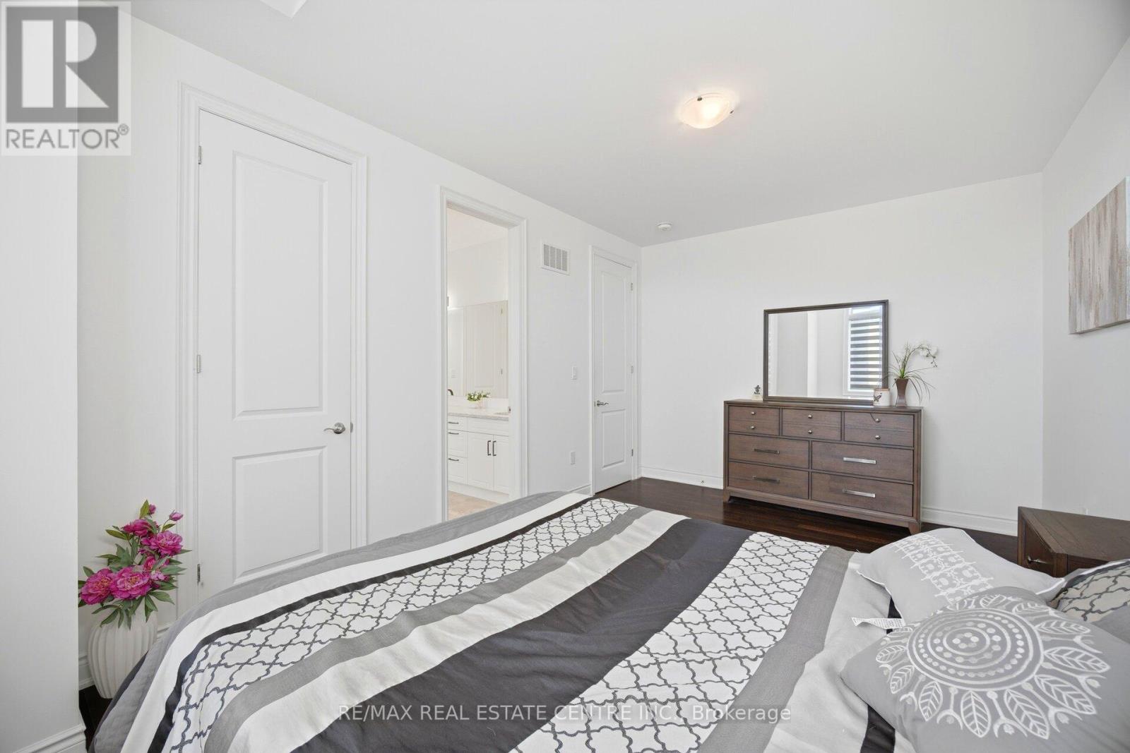 2380 Edward Leaver Trail, Oakville, Ontario  L6M 5M7 - Photo 39 - W13133496