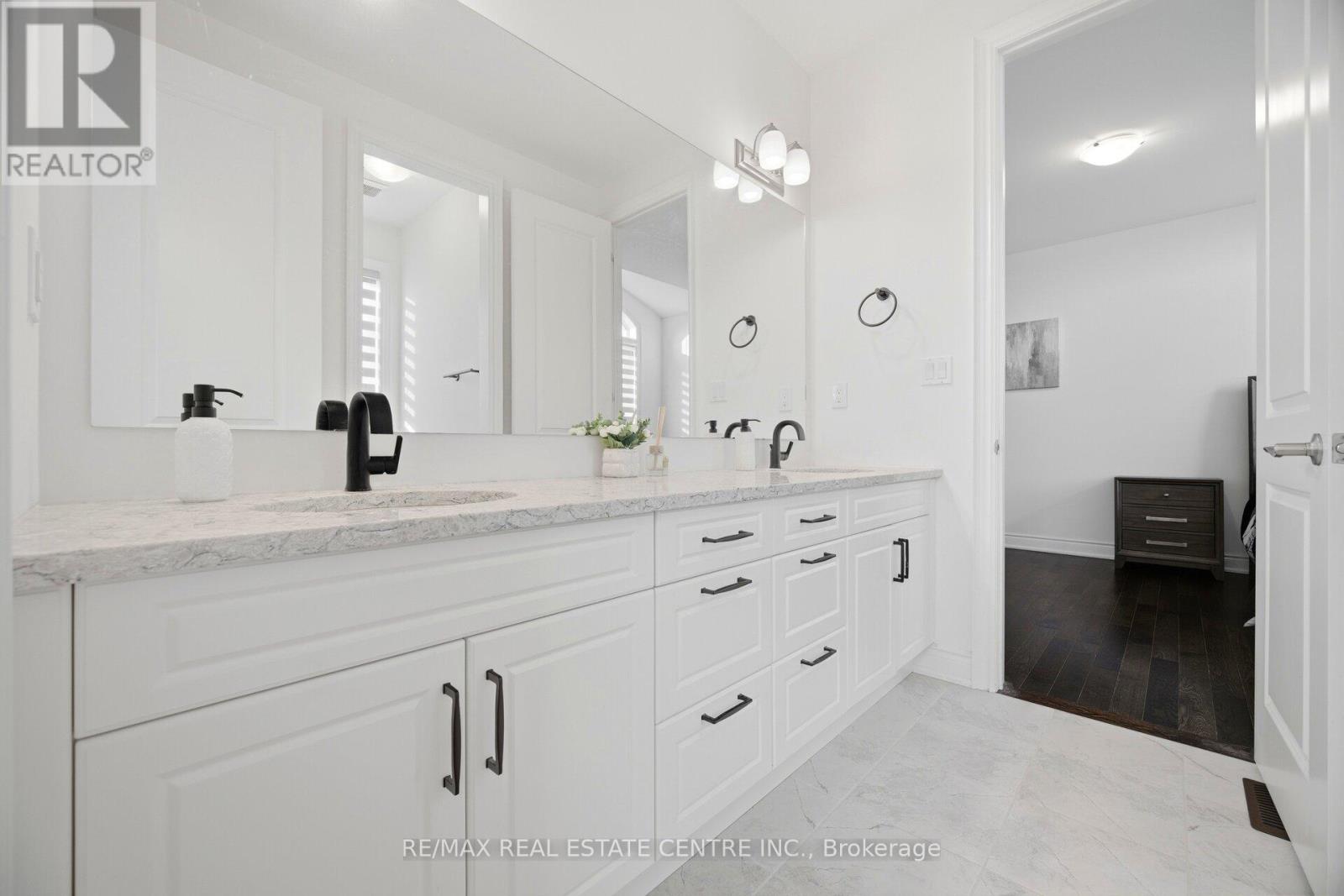 2380 Edward Leaver Trail, Oakville, Ontario  L6M 5M7 - Photo 40 - W13133496