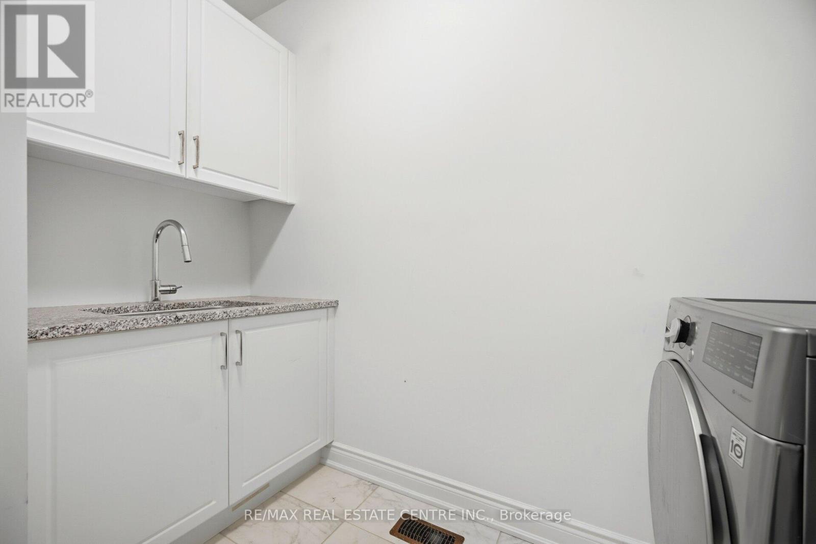 2380 Edward Leaver Trail, Oakville, Ontario  L6M 5M7 - Photo 48 - W13133496