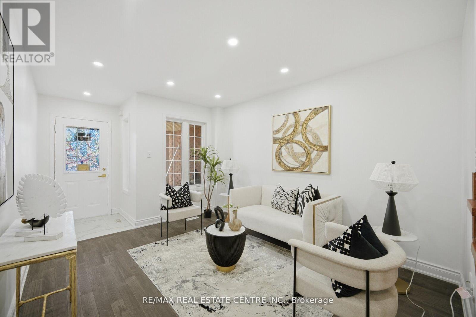 23 Brucewood Road, Brampton, Ontario  L6R 3N1 - Photo 6 - W13133540