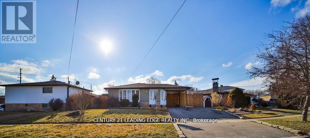 3 Crombie Place, Halton Hills, Ontario  L7G 1K1 - Photo 3 - W13133562