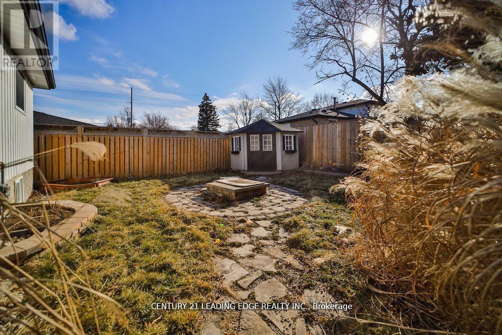 3 Crombie Place, Halton Hills, Ontario  L7G 1K1 - Photo 38 - W13133562