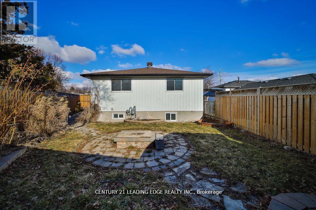 3 Crombie Place, Halton Hills, Ontario  L7G 1K1 - Photo 39 - W13133562