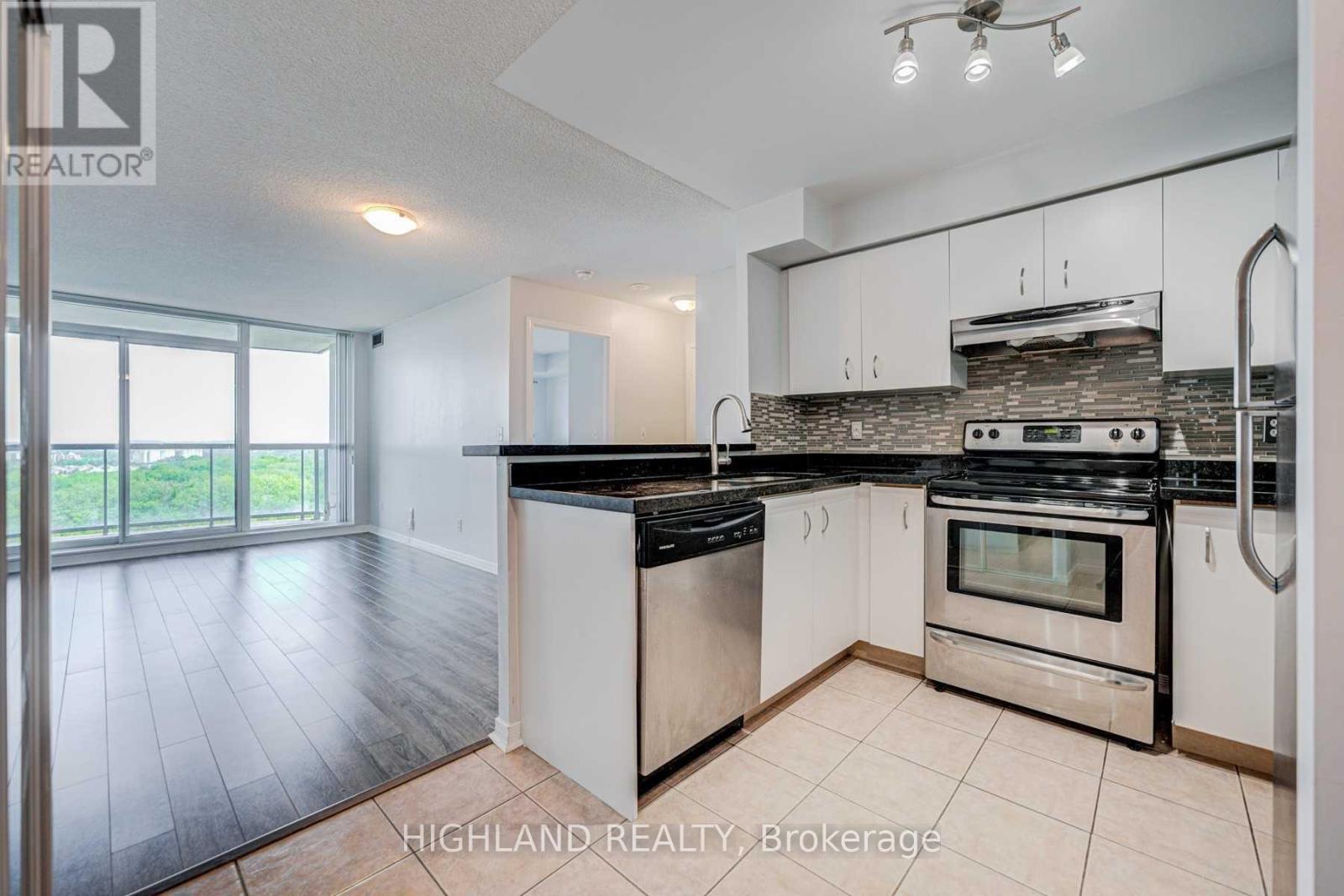 1411 - 2545 Erin Centre Boulevard, Mississauga, Ontario  L5M 6Z9 - Photo 2 - W13133578