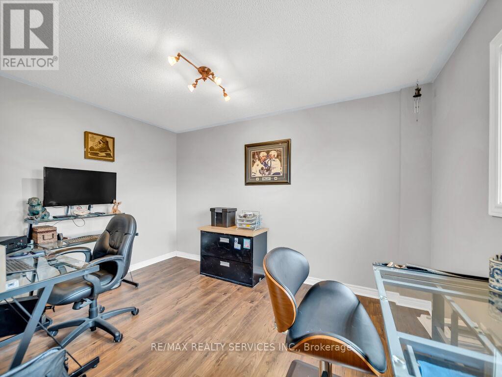 21 Filbert Way, Brampton, Ontario  L7A 3G2 - Photo 26 - W13133608
