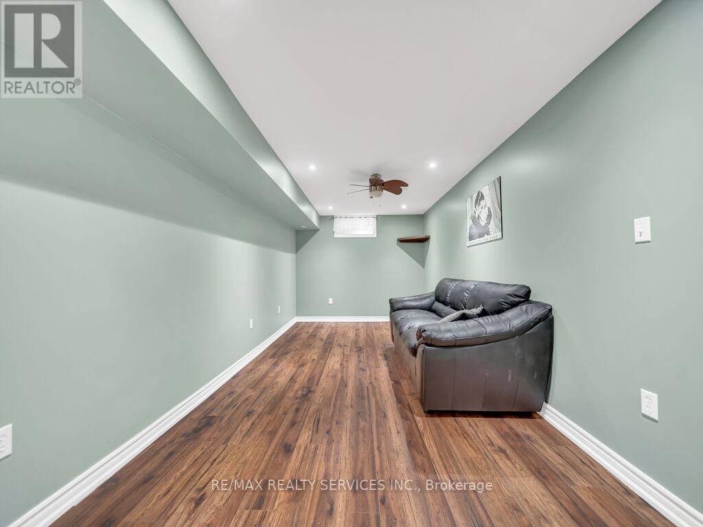 21 Filbert Way, Brampton, Ontario  L7A 3G2 - Photo 37 - W13133608
