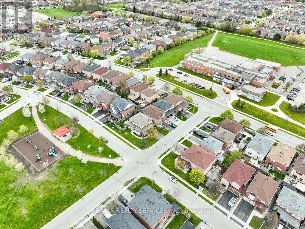 21 Filbert Way, Brampton, Ontario  L7A 3G2 - Photo 45 - W13133608