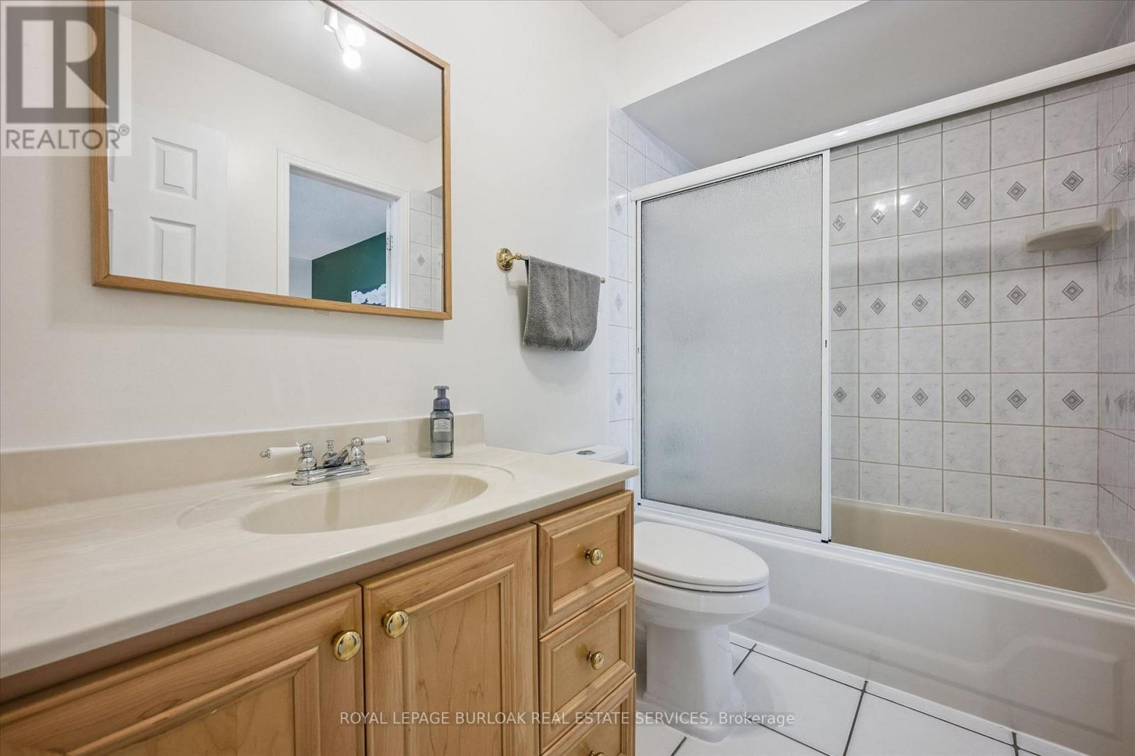 3071 Haines Road, Mississauga, Ontario  L4Y 4B2 - Photo 22 - W13133744