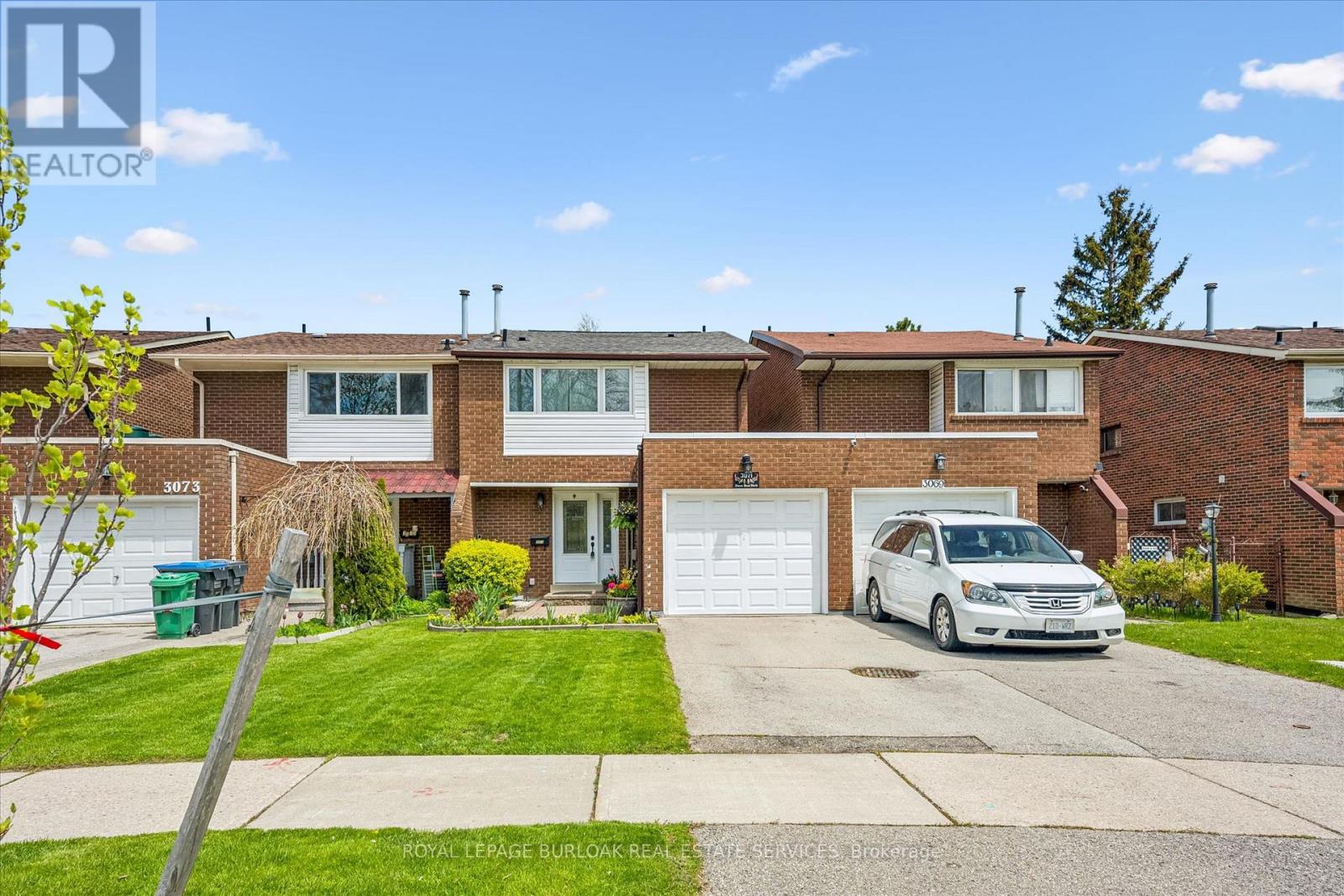 3071 Haines Road, Mississauga, Ontario  L4Y 4B2 - Photo 3 - W13133744