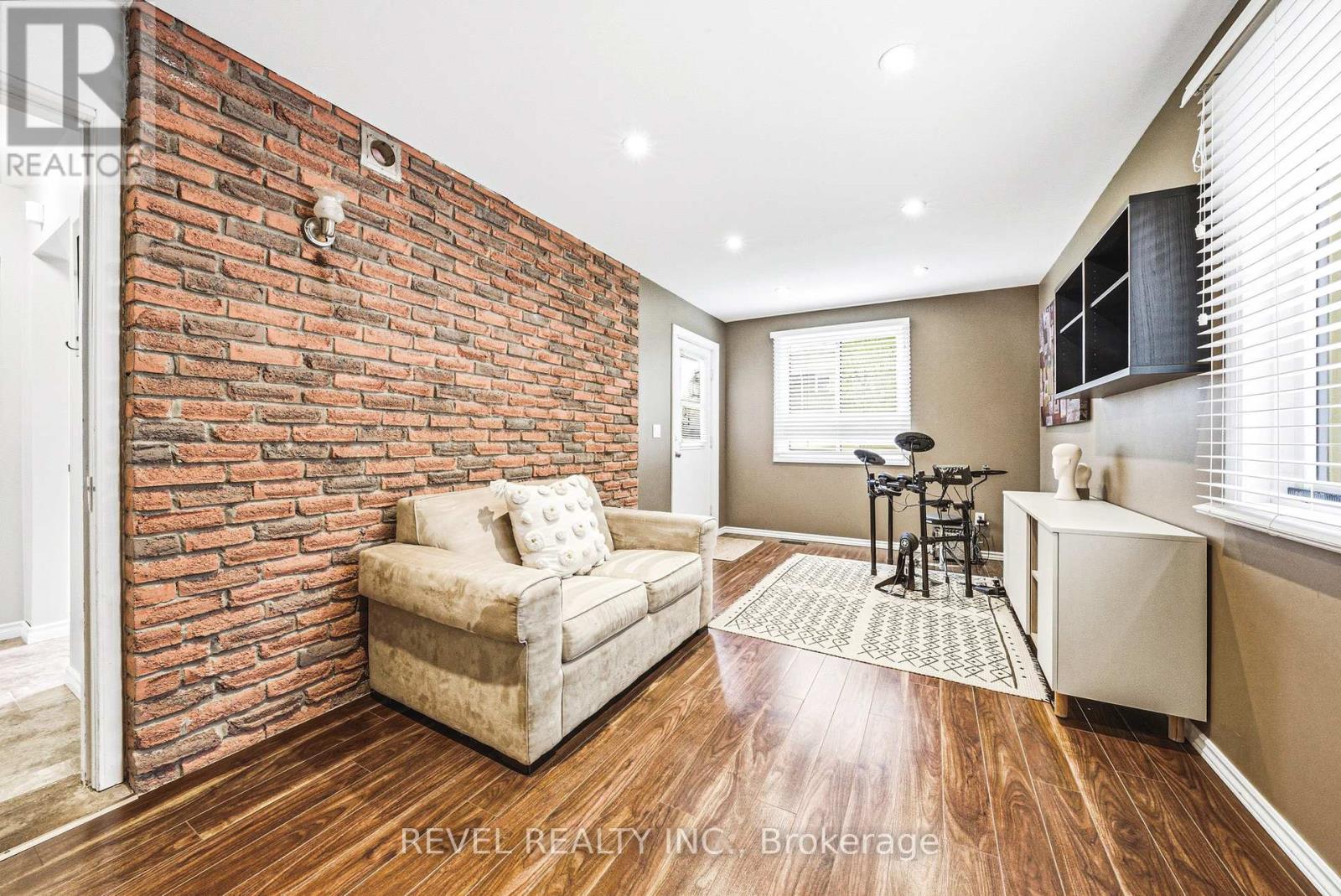 5064 Brady Avenue, Burlington, Ontario  L7L 3X6 - Photo 14 - W13133758