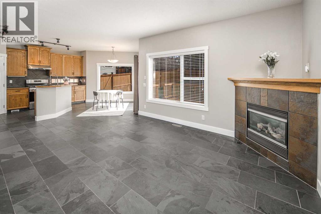 10514 Rockyledge Street Nw, Calgary, Alberta  T3G 5N2 - Photo 5 - A2309983