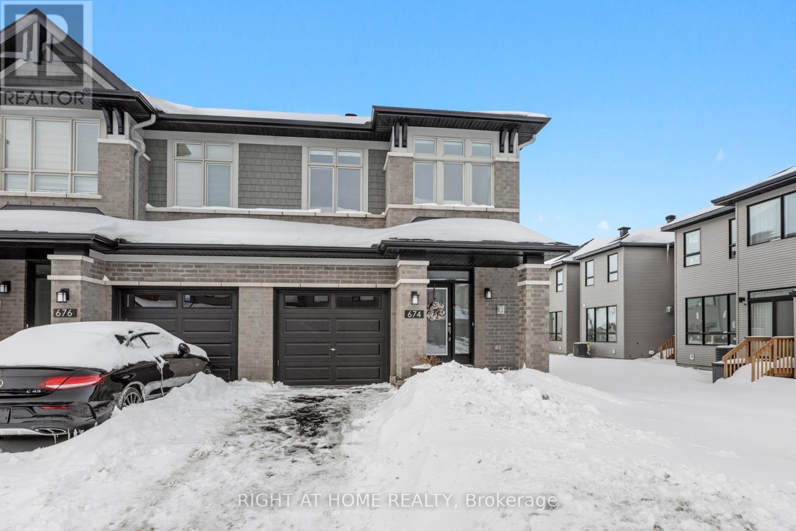 674 Honeydew Street, Ottawa, Ontario  K1X 0K5 - Photo 1 - X13133828