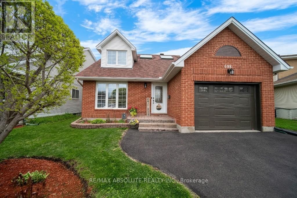 698 THICKET WAY, Ottawa, Ontario