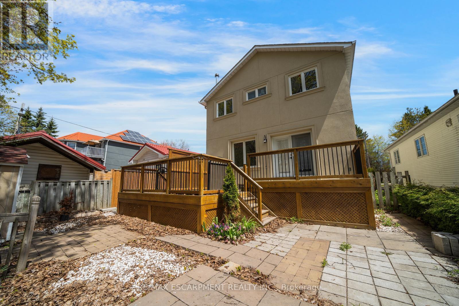 108 Olde Bayview Avenue, Richmond Hill, Ontario  L4E 3C7 - Photo 40 - N12708384