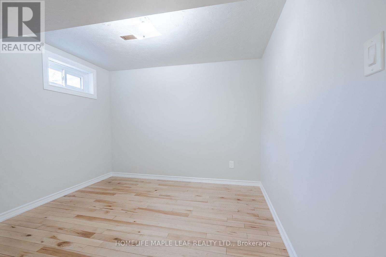 42 Puritan Court, Hamilton, Ontario  L8E 4L1 - Photo 39 - X13133394