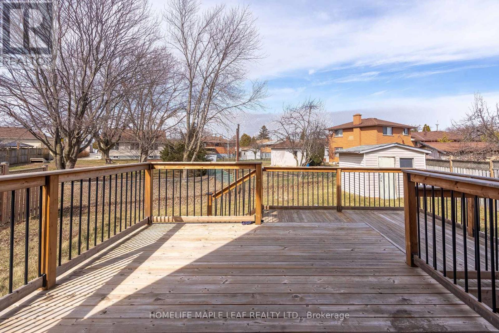 42 Puritan Court, Hamilton, Ontario  L8E 4L1 - Photo 43 - X13133394