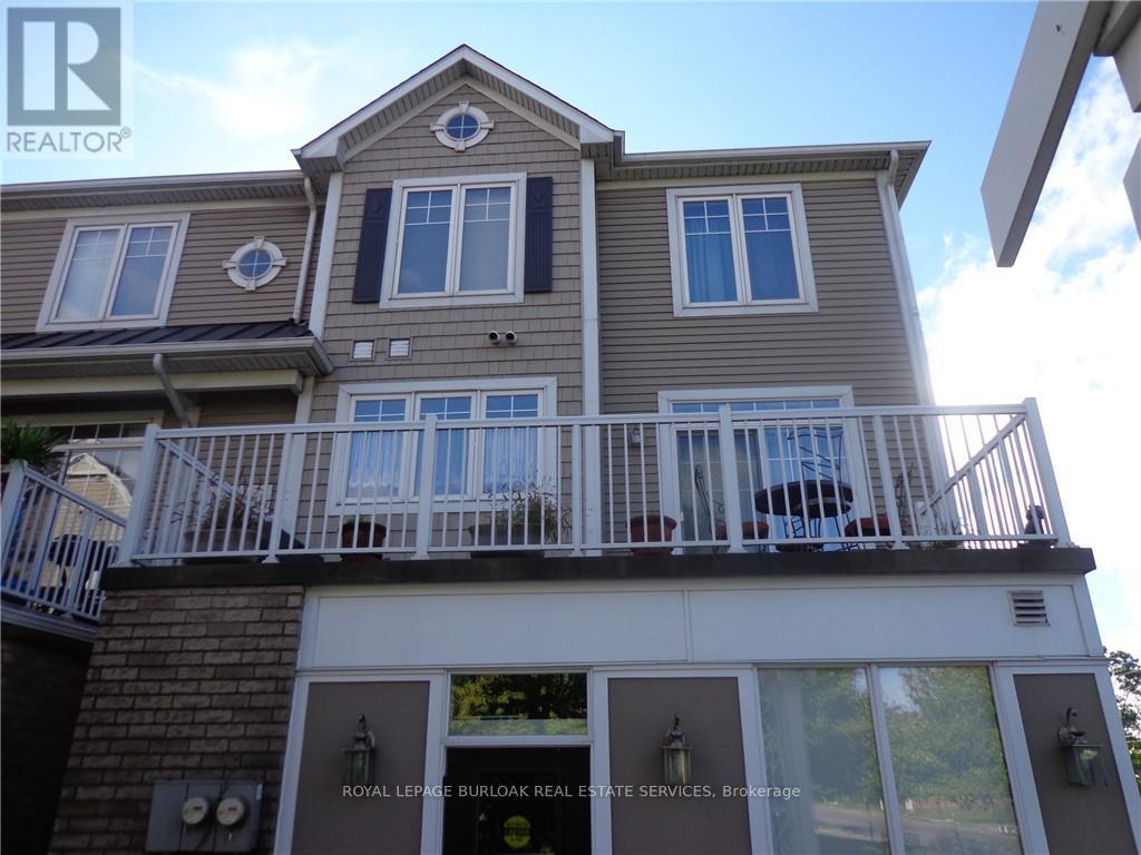 29 - 337 Beach Boulevard, Hamilton, Ontario  L8H 6W4 - Photo 2 - X13133416
