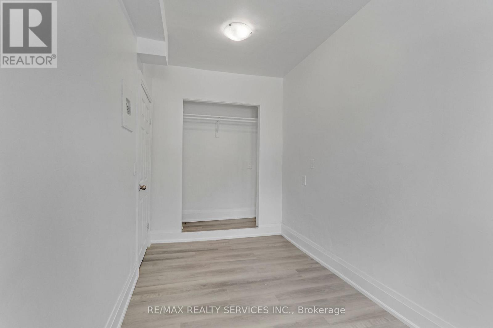 4 - 104 Sherman Avenue S, Hamilton, Ontario  L8M 2P8 - Photo 11 - X13133550