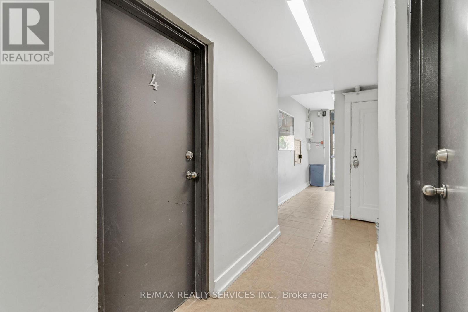 4 - 104 Sherman Avenue S, Hamilton, Ontario  L8M 2P8 - Photo 18 - X13133550