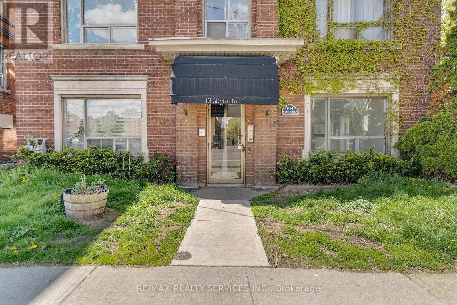 4 - 104 Sherman Avenue S, Hamilton, Ontario  L8M 2P8 - Photo 19 - X13133550