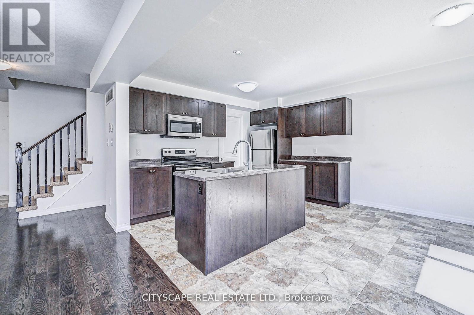 6 Castlebay Street, Kitchener, Ontario  N2R 0G5 - Photo 20 - X13133644