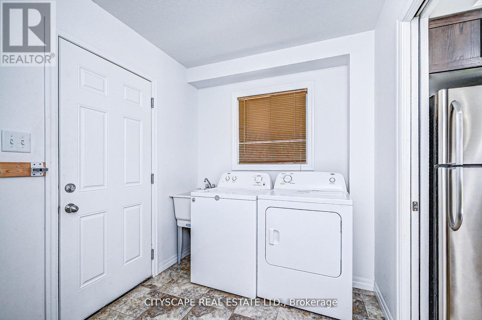 6 Castlebay Street, Kitchener, Ontario  N2R 0G5 - Photo 21 - X13133644