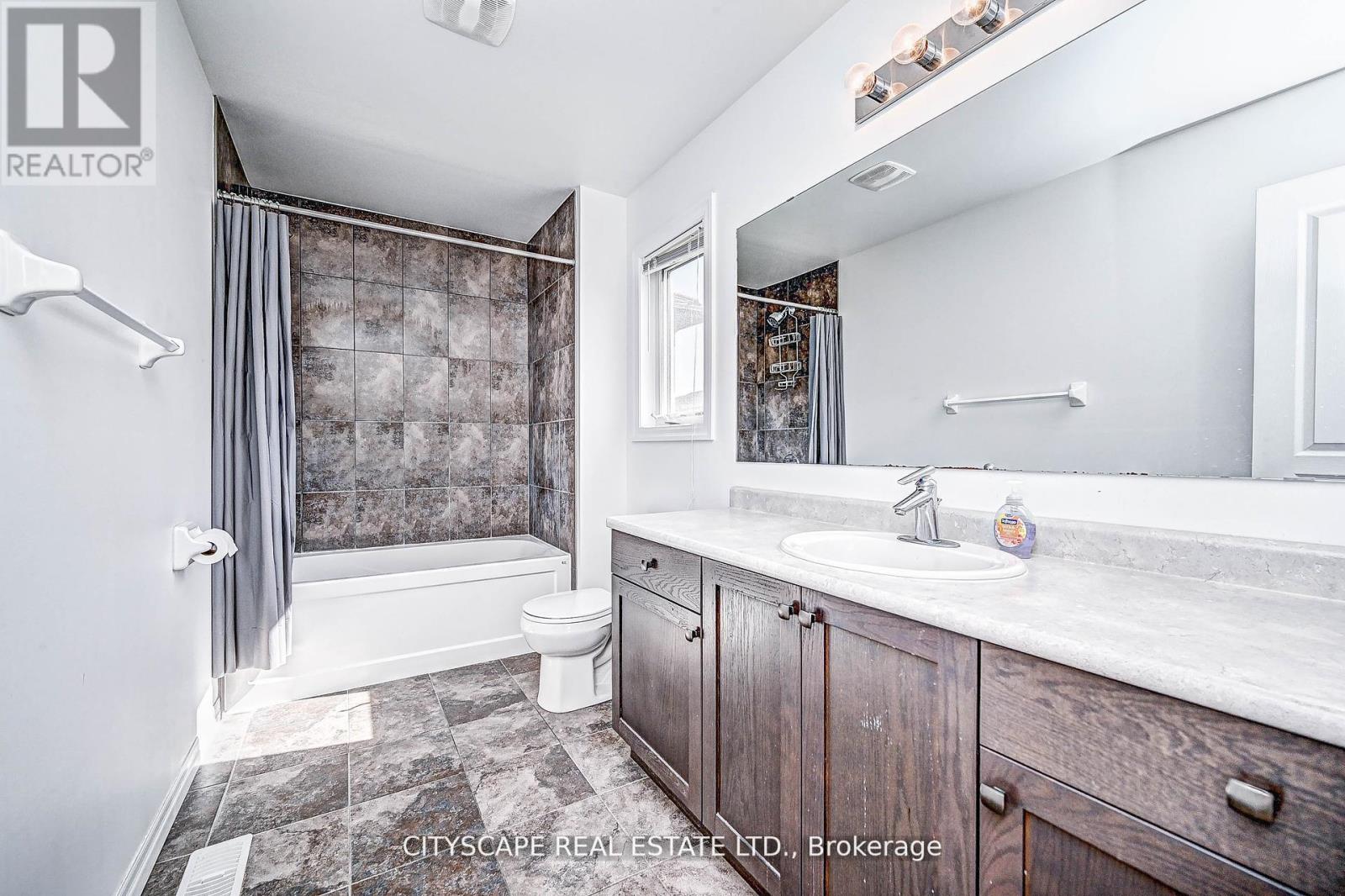 6 Castlebay Street, Kitchener, Ontario  N2R 0G5 - Photo 29 - X13133644