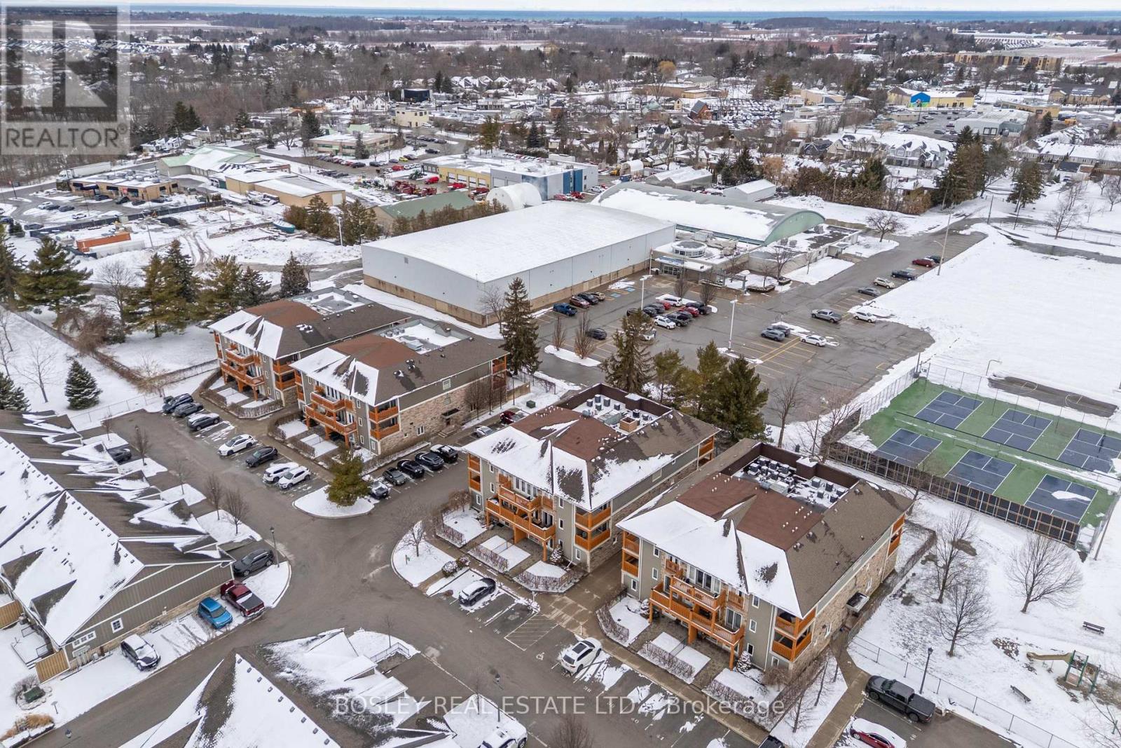 205 - 678 Line 2 Road, Niagara-On-The-Lake, Ontario  L0S 1T0 - Photo 27 - X12862134