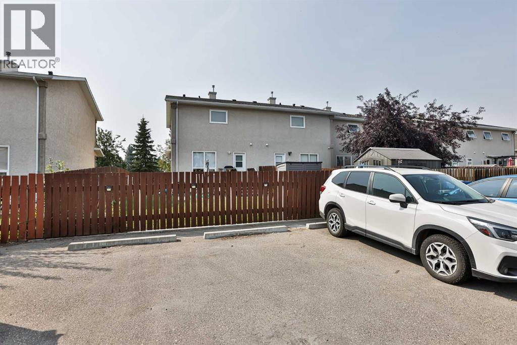166 Lynx Cove N, Lethbridge, Alberta  T1H 6V5 - Photo 6 - A2311629