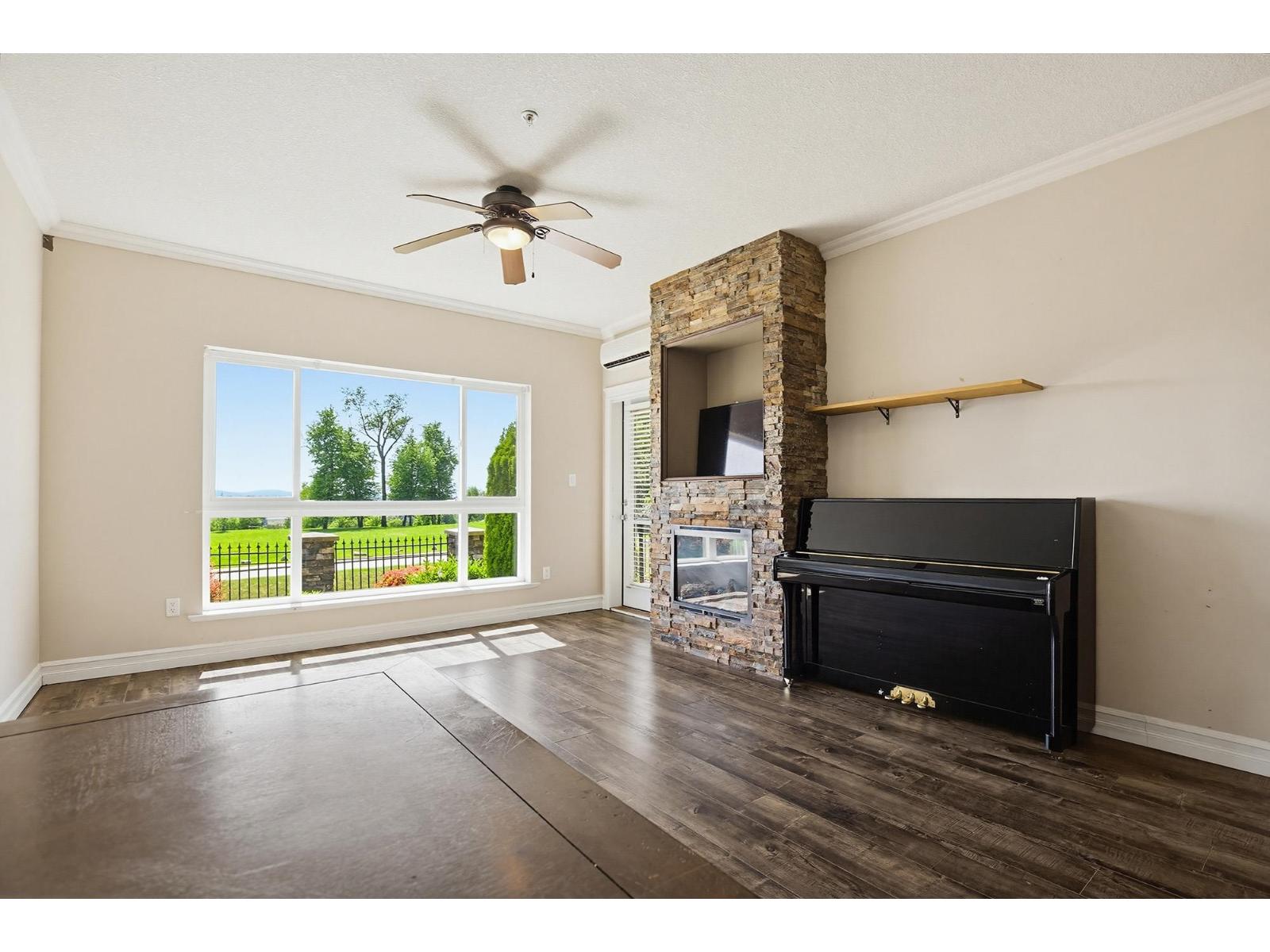 A120 33755 7th Avenue, Mission, British Columbia  V2V 0A4 - Photo 13 - R3123908