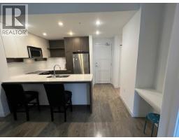 320 608 COMO LAKE, Coquitlam, British Columbia