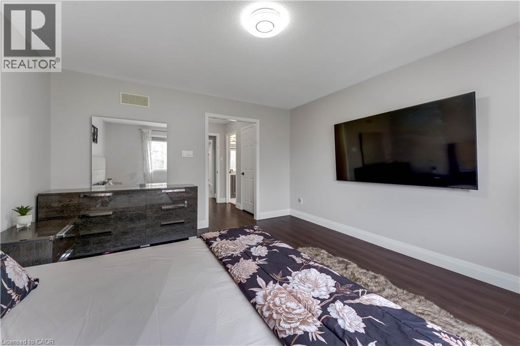 42 Doon Mills Drive, Kitchener, Ontario  N2P 2W9 - Photo 37 - 40823776
