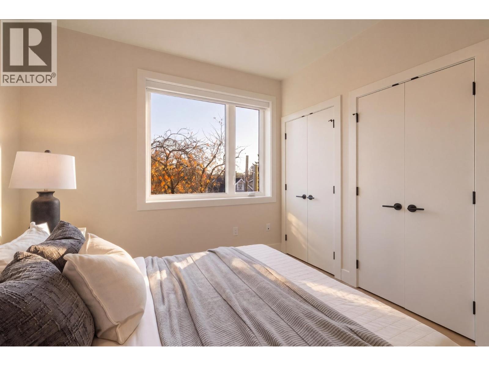2 1937 Templeton Drive, Vancouver, British Columbia  V5N 4V9 - Photo 23 - R3124124