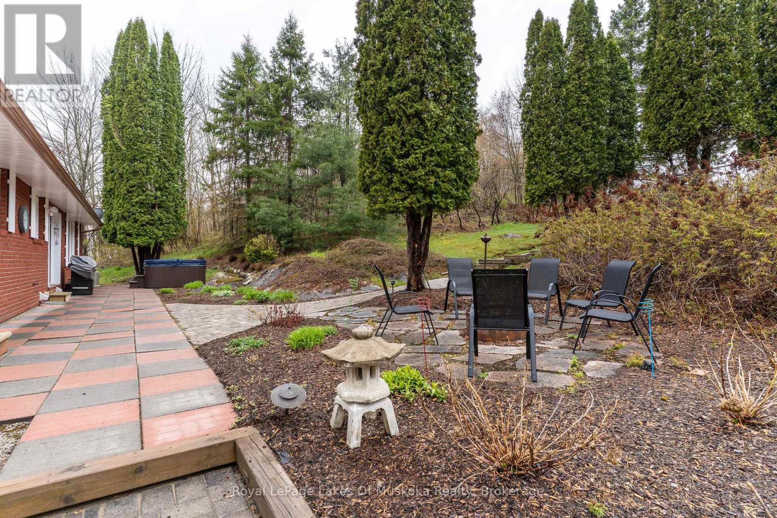 183 Santas Village Road, Bracebridge, Ontario  P1L 1W8 - Photo 30 - X13133870