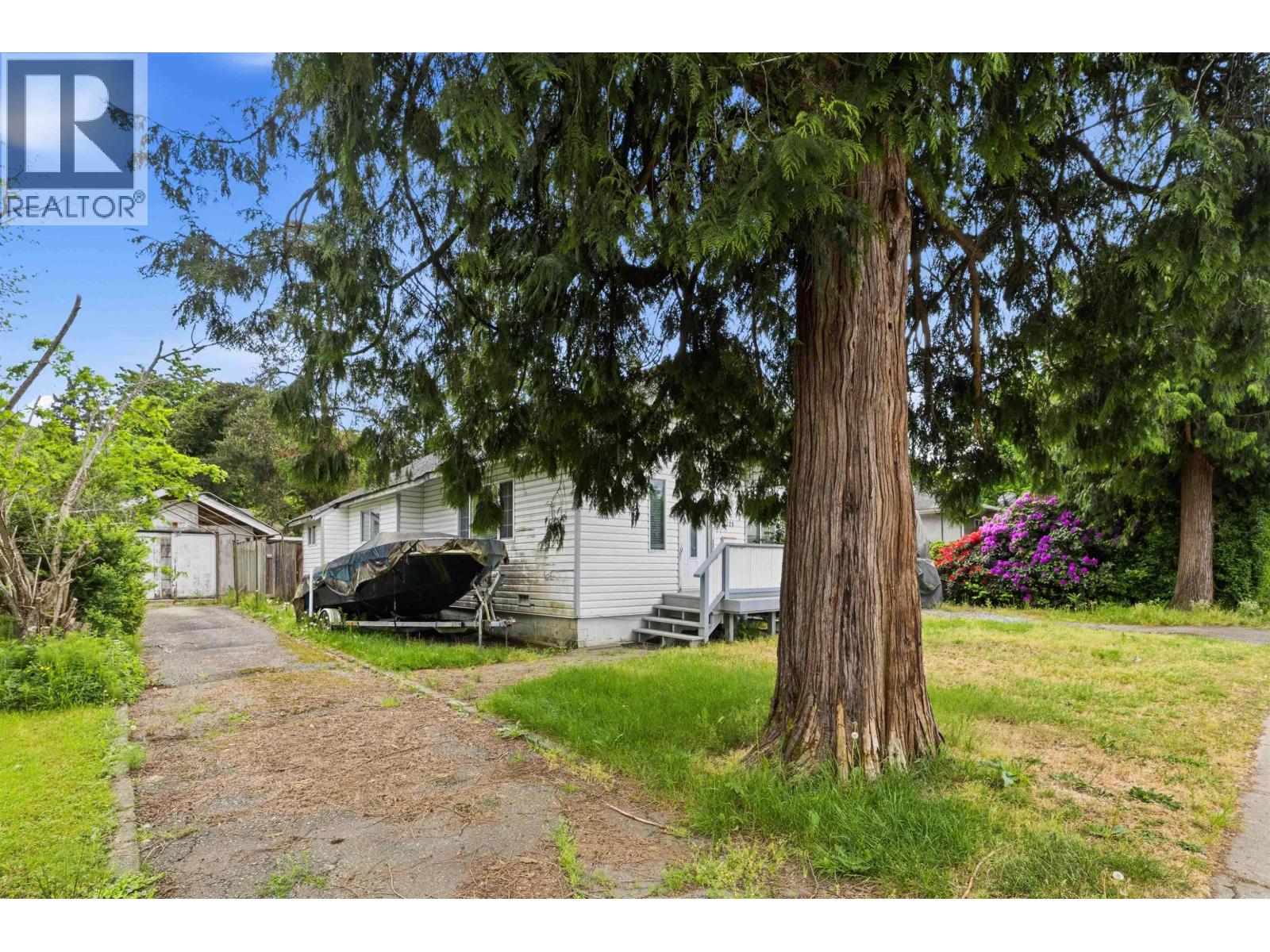 11328 Maple Crescent, Maple Ridge, British Columbia  V2X 1R3 - Photo 3 - R3124125