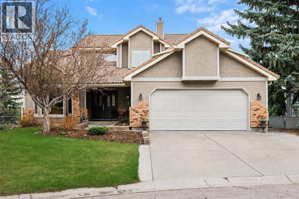 527 Scimitar Bay Nw, Calgary, Alberta  T3L 1S6 - Photo 1 - A2308695