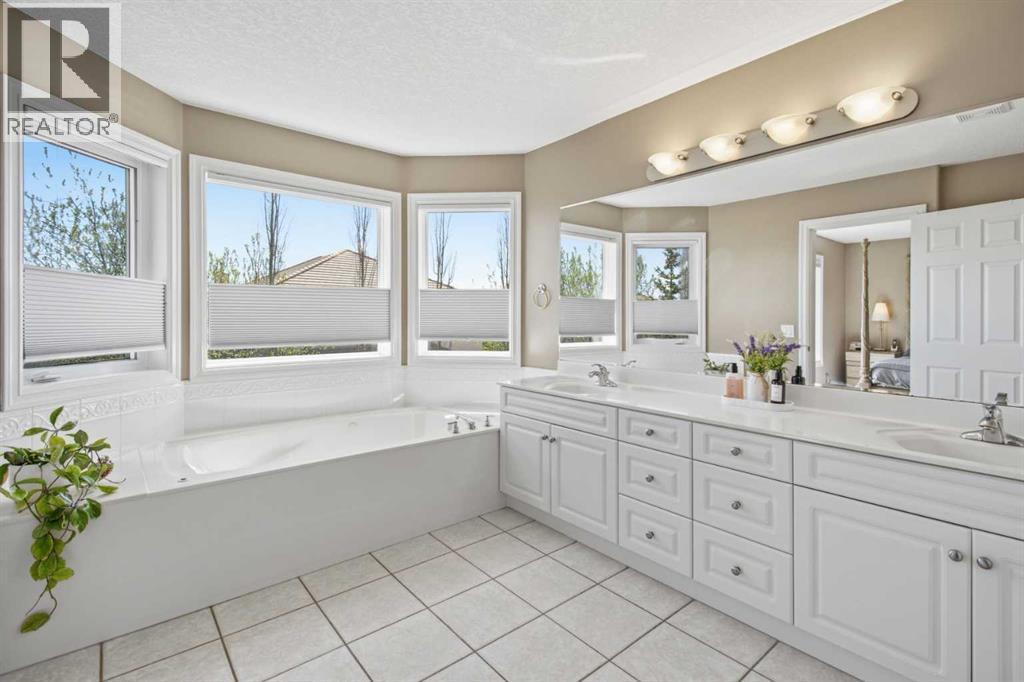 36 Hampstead Hill Nw, Calgary, Alberta  T3A 6E9 - Photo 33 - A2310749