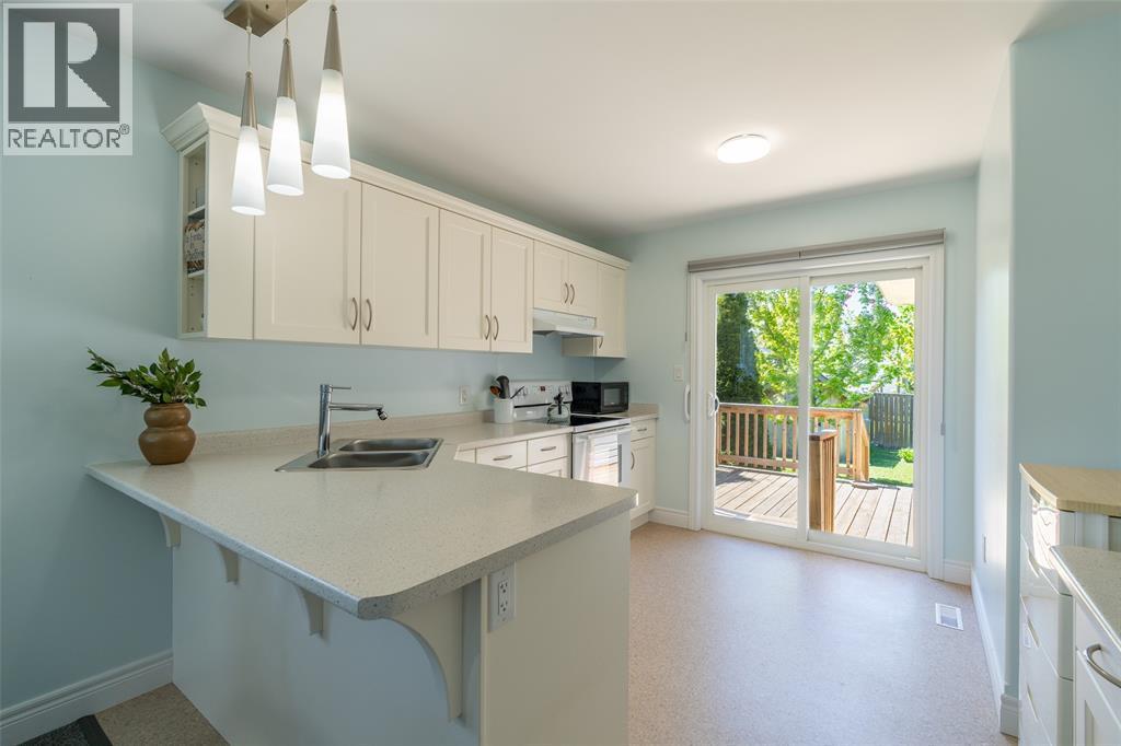 353 Gables Avenue, Petrolia photo 7