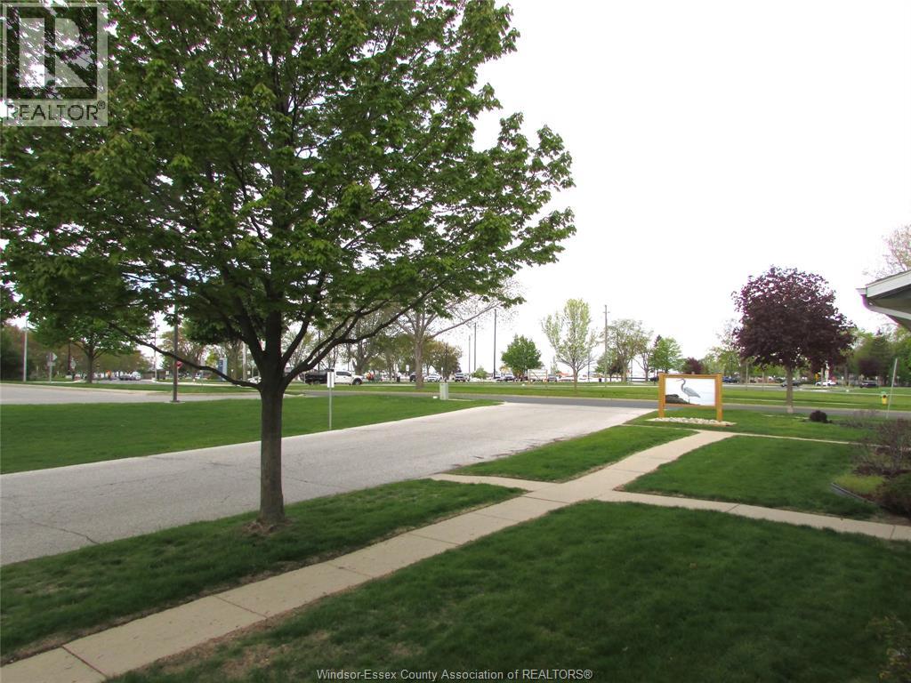 7 Cherry Lane Unit# 5, Leamington, Ontario  N8H 5A4 - Photo 4 - 26011236