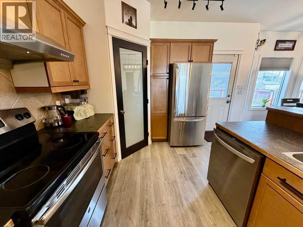 222 6a Street, Stirling, Alberta  T0K 2E0 - Photo 12 - A2295600
