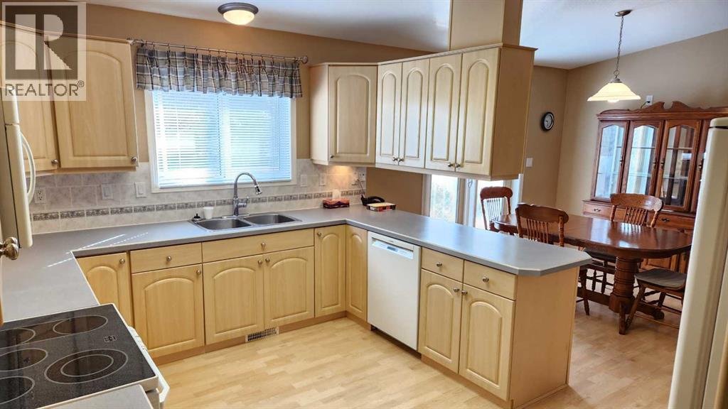 3014 33 Avenue S, Lethbridge, Alberta  T1K 7K1 - Photo 10 - A2309540