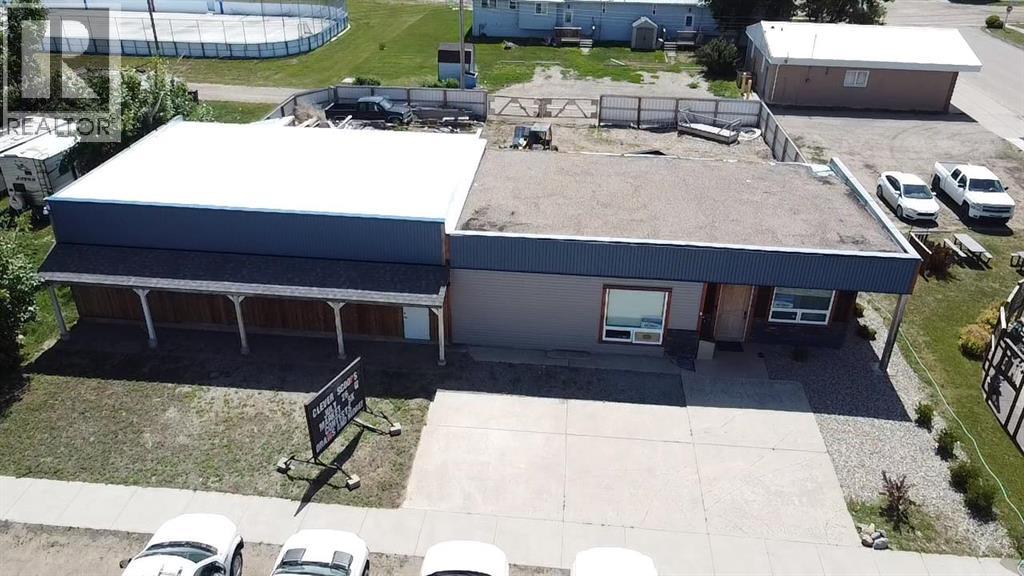208 Main Street, Champion, Alberta