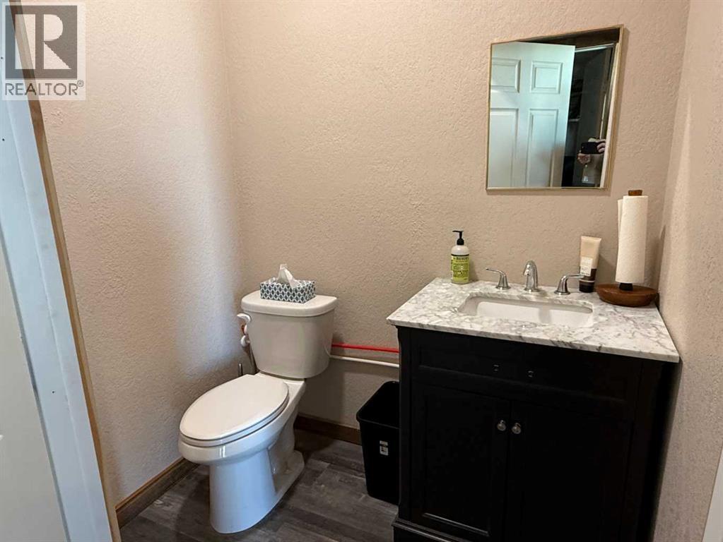 208 Main Street, Champion, Alberta  T0L 0R0 - Photo 3 - A2311369