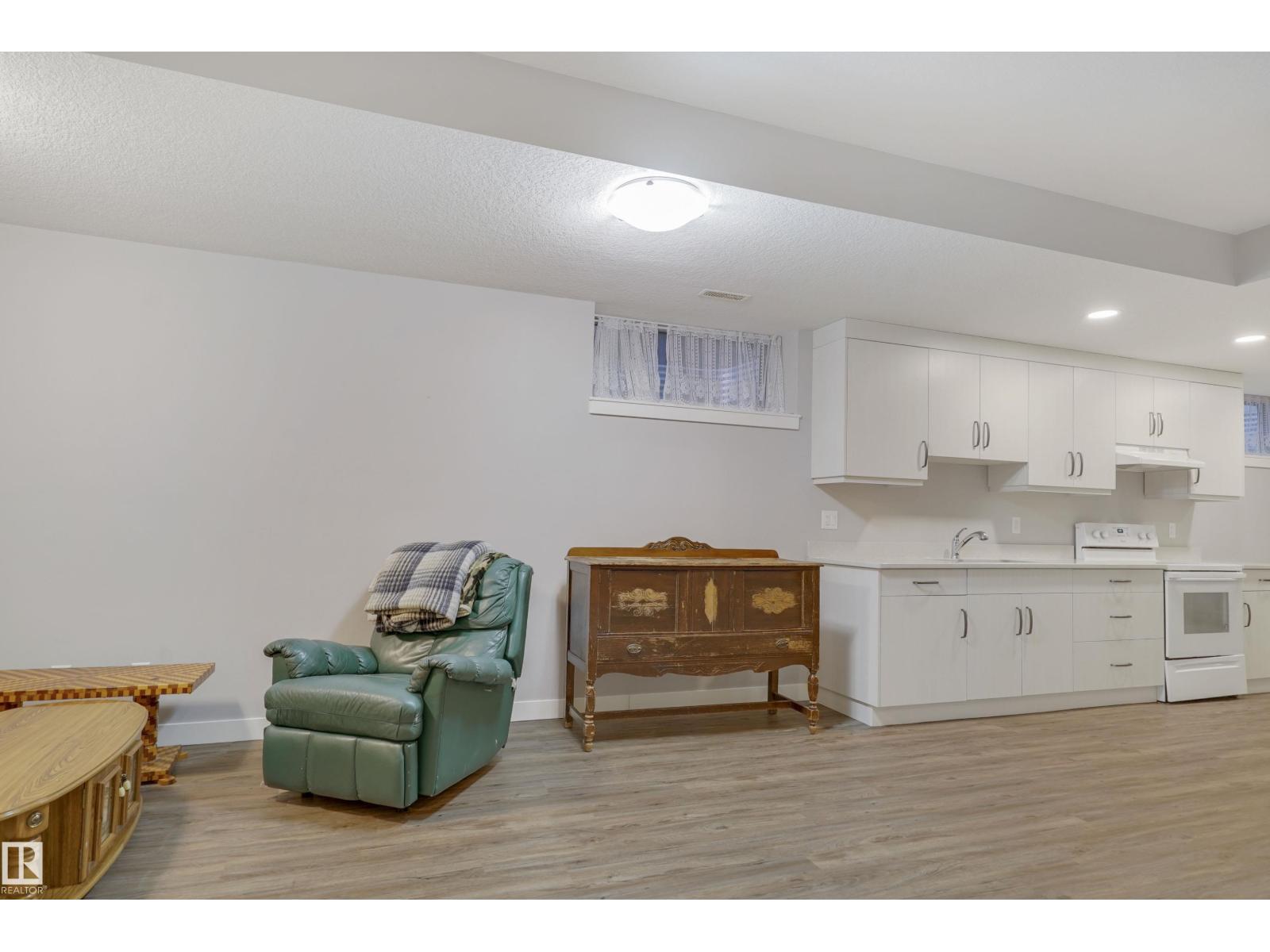 8540 89 St Nw, Edmonton, Alberta  T6C 3K3 - Photo 40 - E4477009