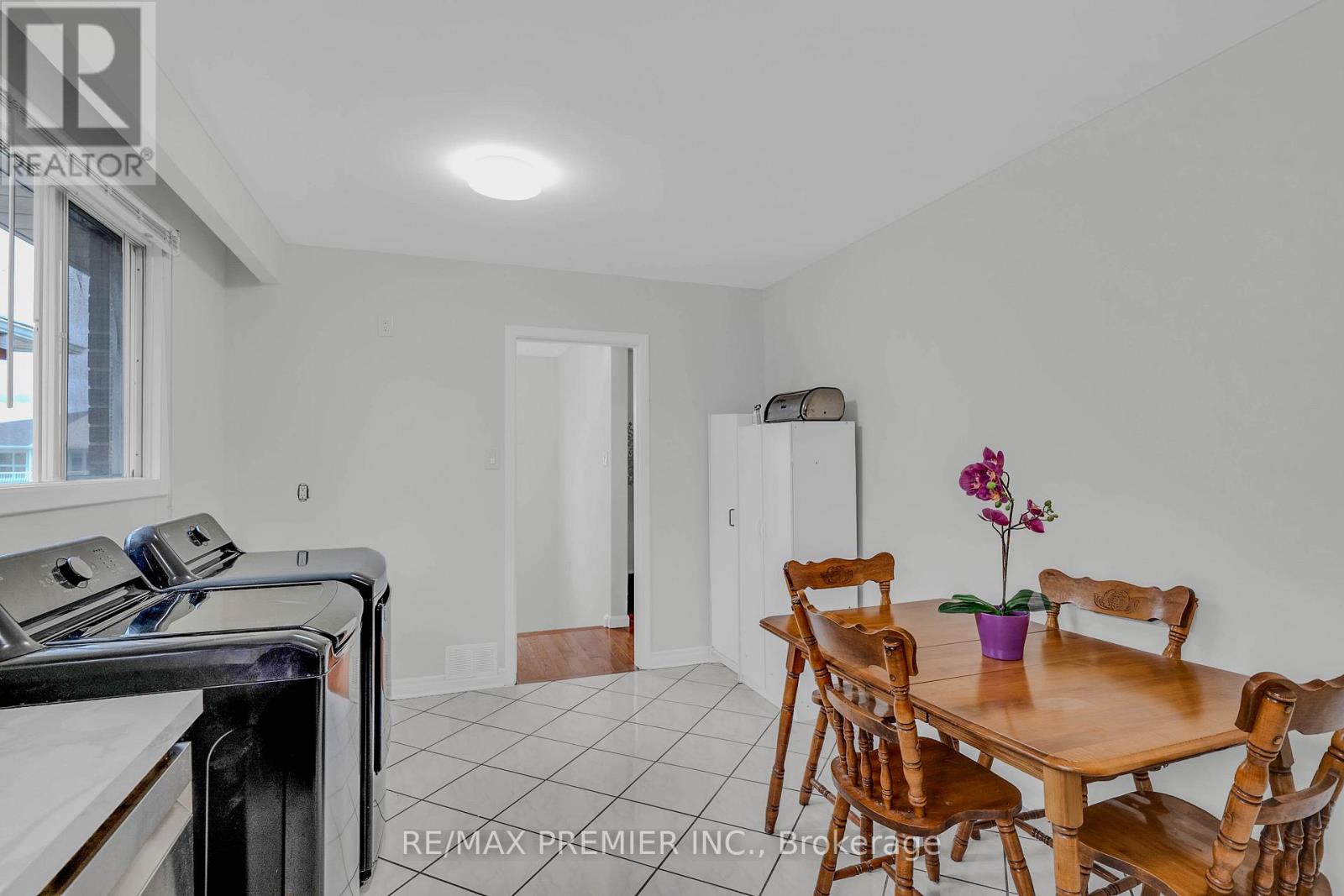 55 Firgrove Crescent, Toronto, Ontario  M3N 1K5 - Photo 14 - W13036562