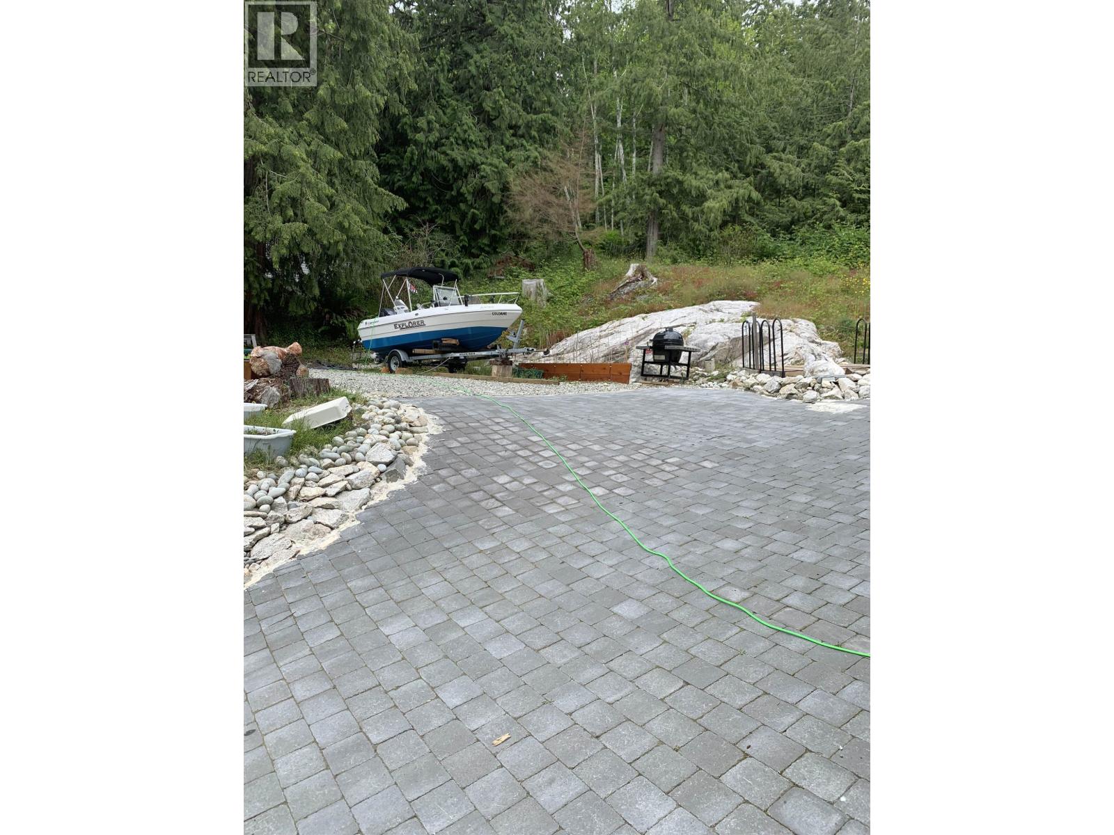 Lot 11 Sechelt Inlet Road, Sechelt, British Columbia  V7Z 0C6 - Photo 3 - R3124016