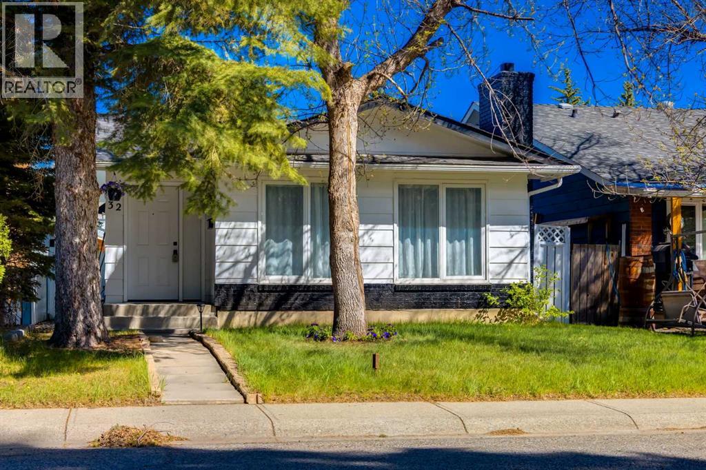 32 Midland Place SE, Calgary, Alberta