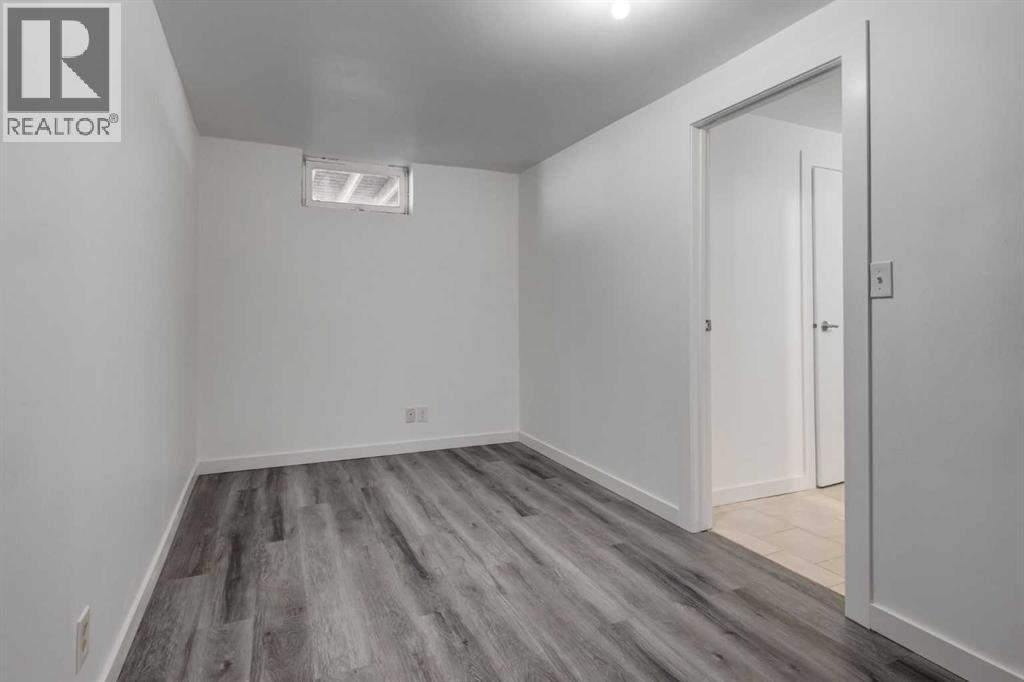 32 Midland Place SE, Calgary, Alberta  T2X 1P9 - Photo 30 - A2297933